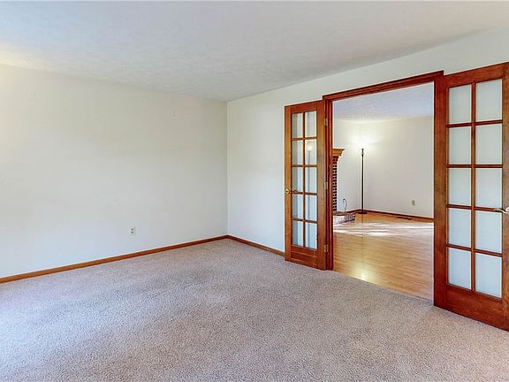 2nd image of 7289 Selworthy Ln