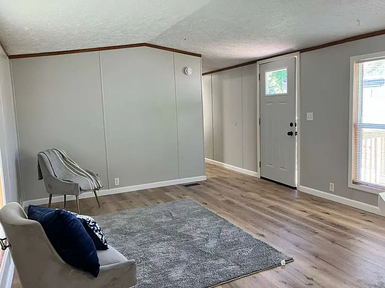 44 Deerwood Park — Photo 6