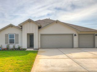 401 Diehl Dr, Lockhart, TX 78644