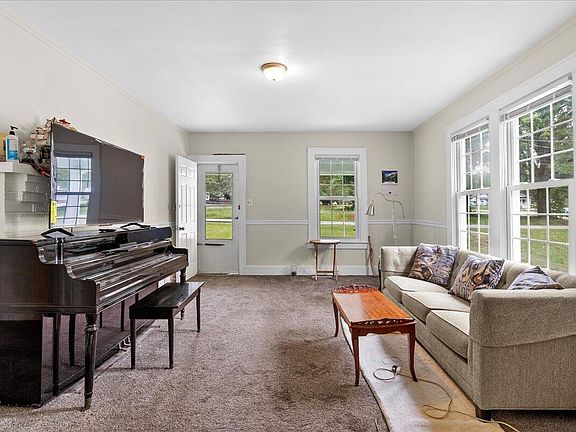 4th image of 1806 Birdsong St