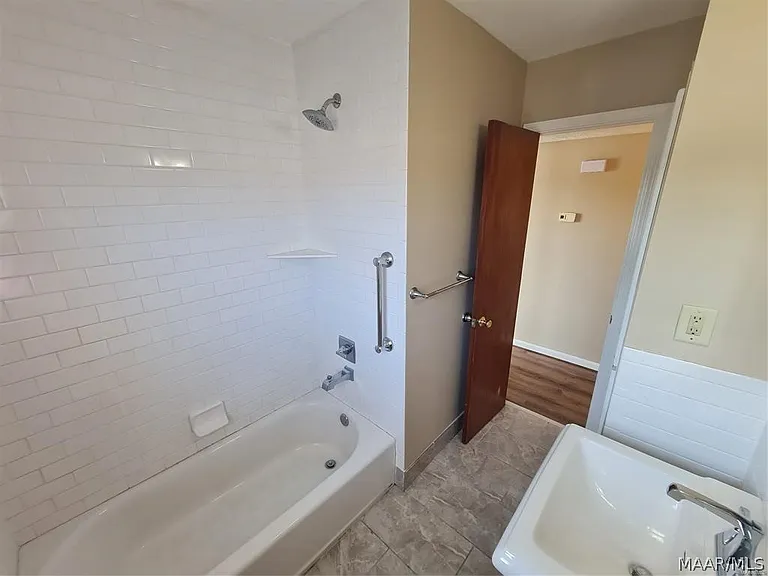3709 Le Bron Rd #D — Photo 19