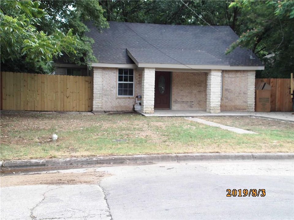 1st image of 4711 White Oak Ln
