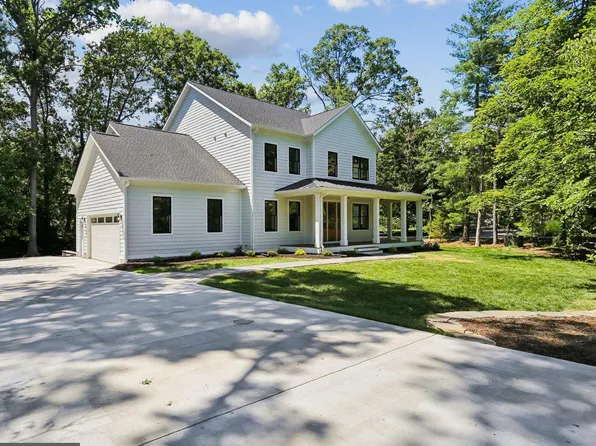 7926 Bolling Dr, Alexandria, VA 22308