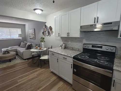 Floor plan 302