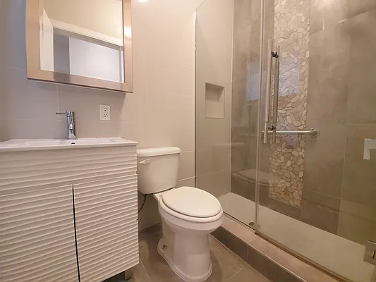 Rented by Oxford Property Group | media 13