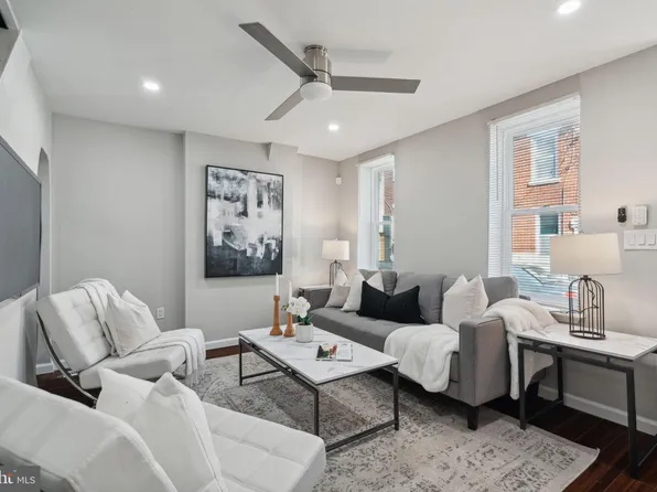 104 Sigel St, Philadelphia, PA 19148