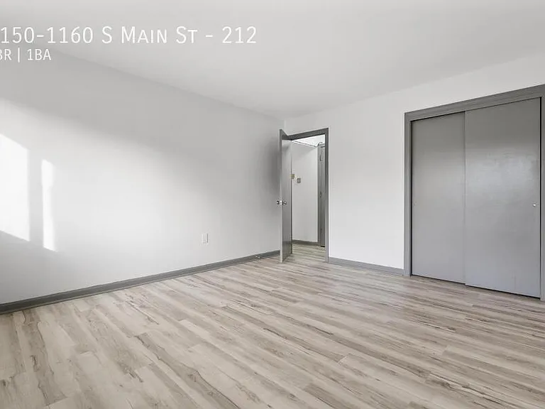 1150-1160 S Main St #212 — Photo 2