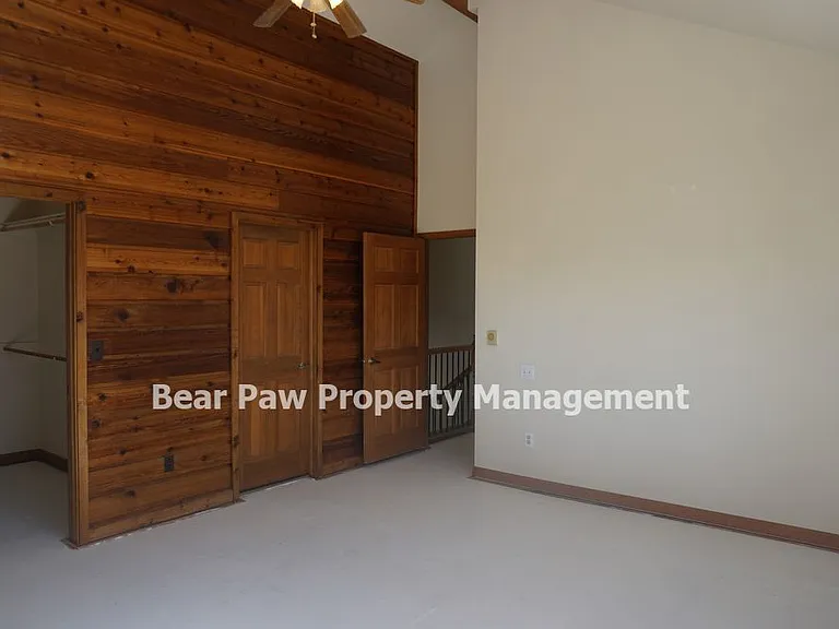 6445 Olympus Dr — Photo 23