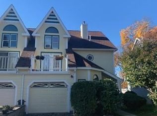 11 Blithewood Ter, Worcester, MA 01604