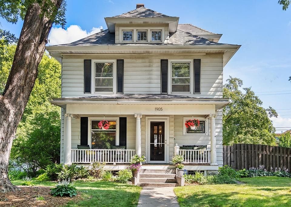 1st image of 1905 Laurel Ave