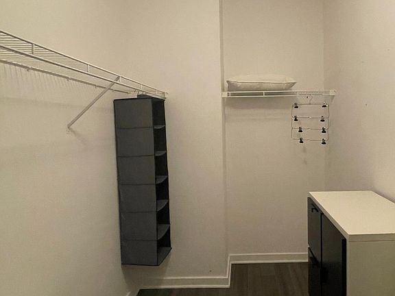 4th image of 330 W Grand Ave APT 1907