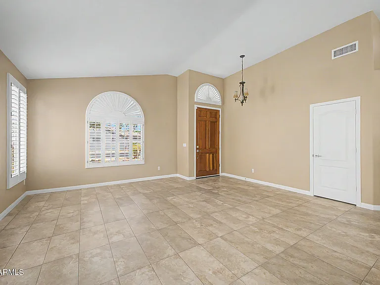 22516 N 68th Dr — Photo 8