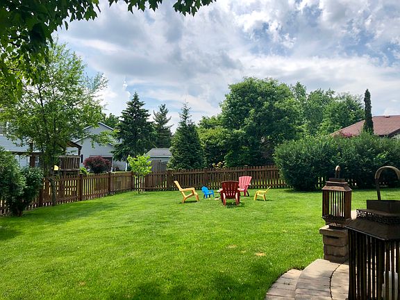 Great large fenced yard.