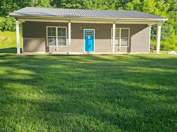 1329 Poor Farm Hollow Rd, Hardin, IL 62047