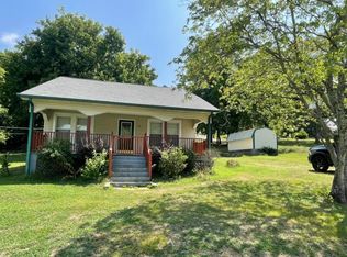 51 Grove St, Ringgold, GA 30726