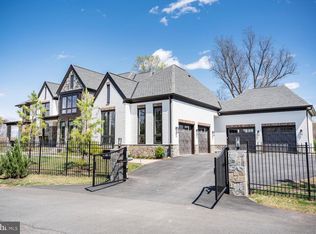 1109 Towlston Rd, Mc Lean, VA 22102