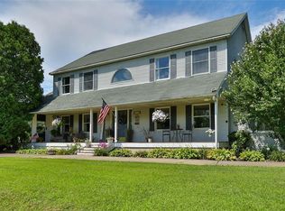 6117 Powers Rd, Nazareth, PA 18064