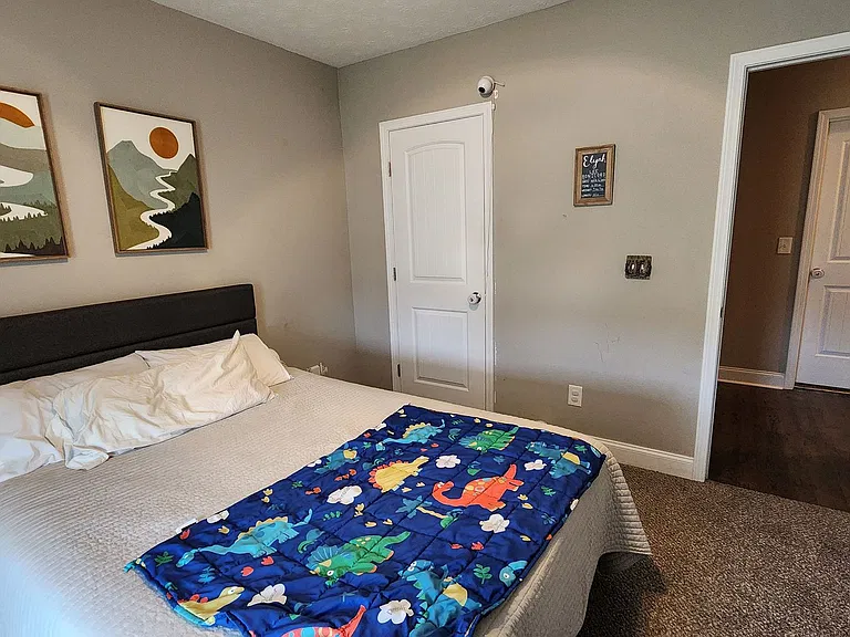 48 Wheatfield Dr — Photo 15