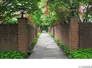 2998 East Ave, Rochester, NY 14610