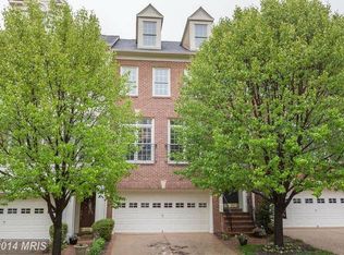 7491 Carriage Hills Dr, Mc Lean, VA 22102