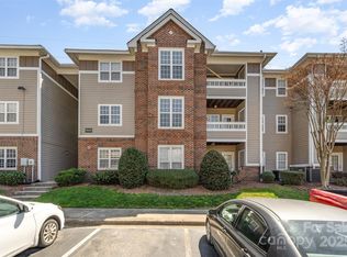 9810 Campus Walk Ln APT G, Charlotte, NC