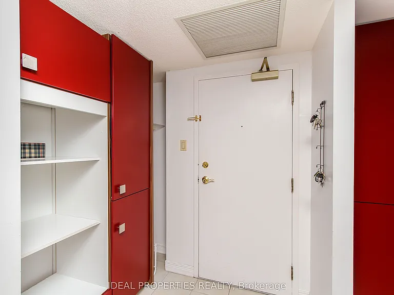 100 Grant Carman Dr N #809 — Photo 11