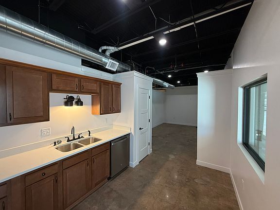 2nd image of 511 S 5th St #D