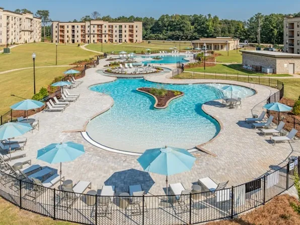 Luxe Park, 4358 Riverside Dr #7209, Macon, GA 31210
