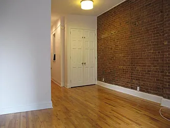 Rented by Metropolis Real Estate of Manhattan