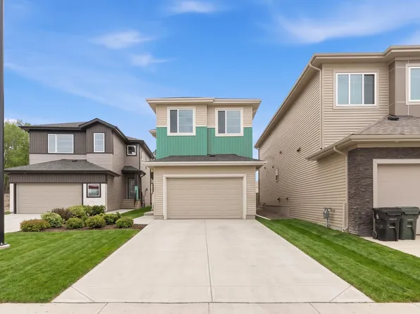 18 Meadowgrove Ln, Spruce Grove, AB T7X 0W2