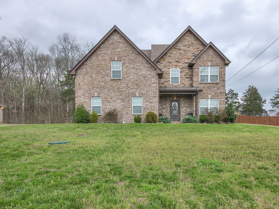 1st image of 1216 Rivercrest Dr