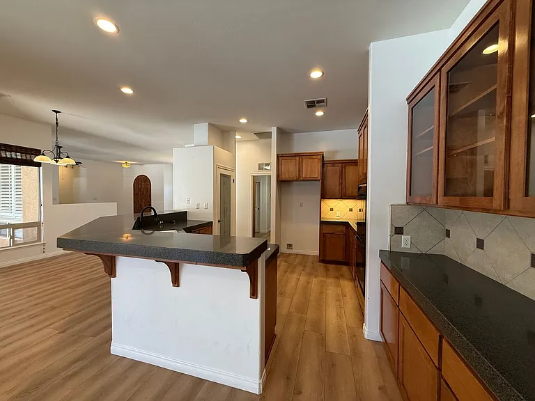 4309 Scribner Way — Photo 6