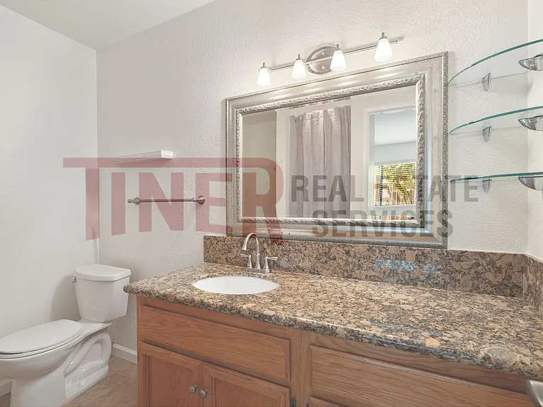 5807 Filbert Ave — Photo 15