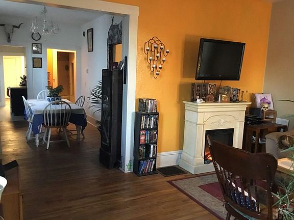 5th image of 319 Van Buren St