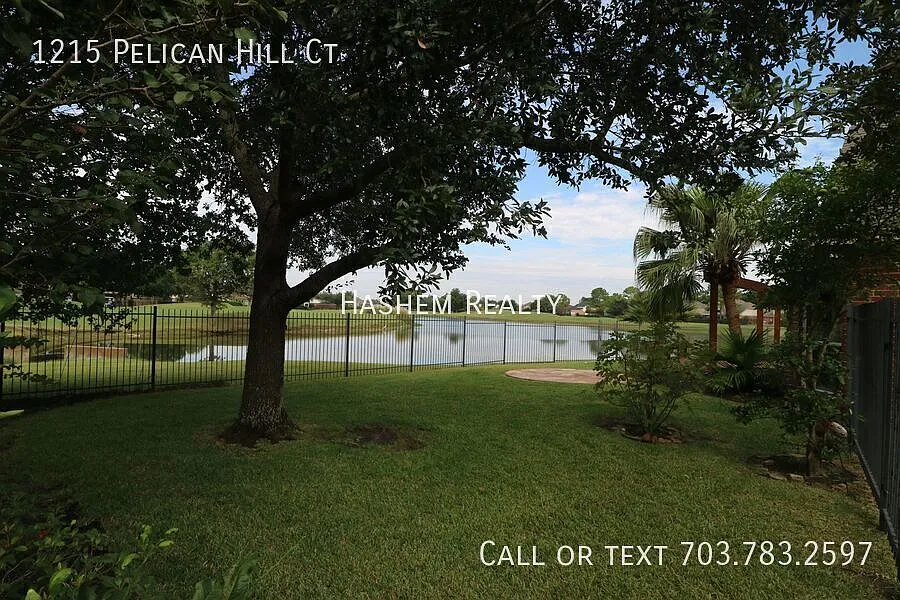 Building Photo - 1215 Pelican Hill Ct