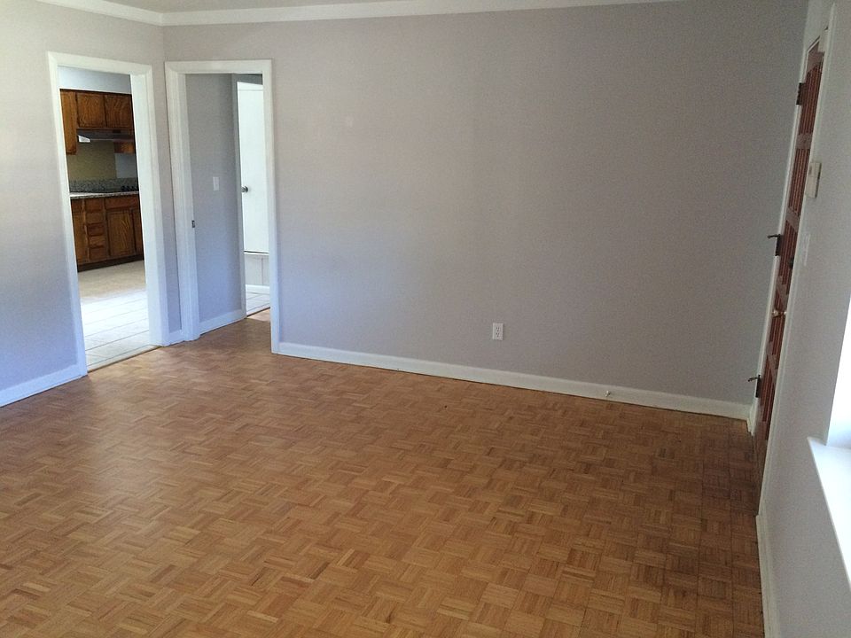 1st image of 3915 Kingsberry Dr