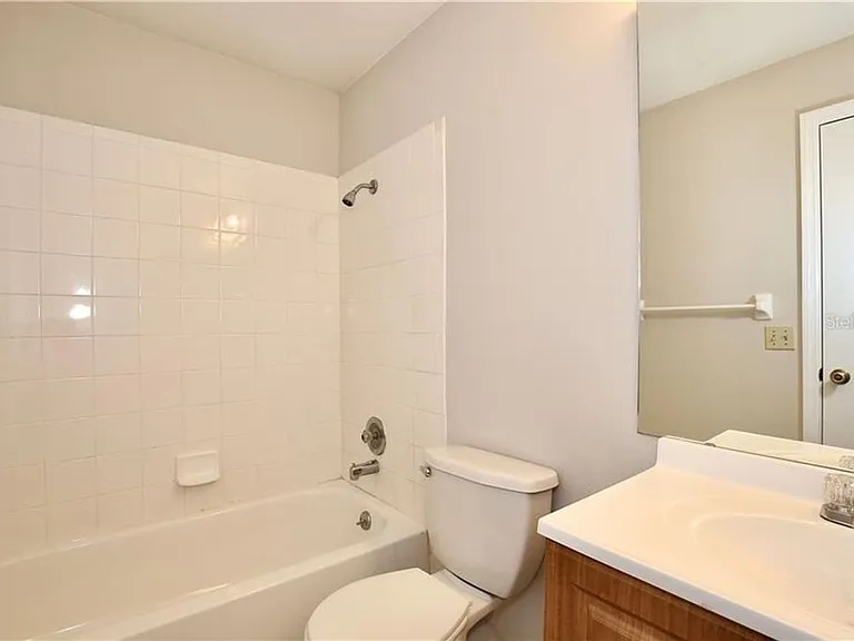 702 S Summerlin Ave #B — Photo 12