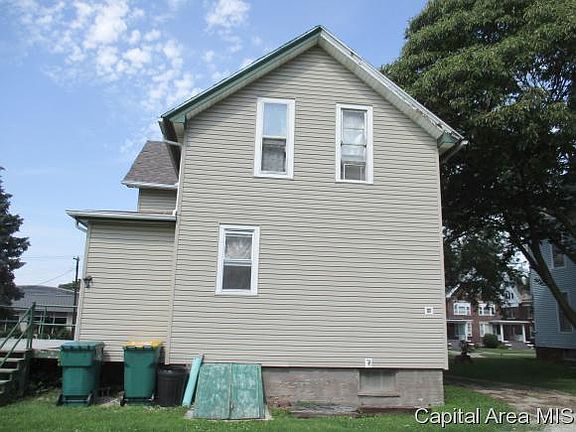 2nd image of 143 N Chambers St