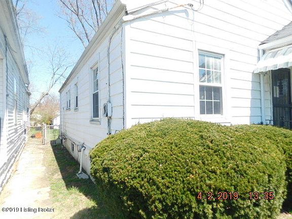 2nd image of 3439 Larkwood Ave