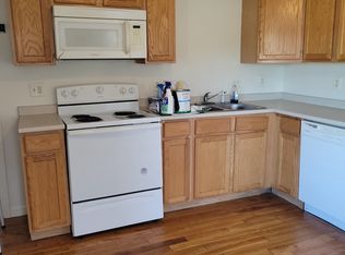 2 Peck St APT 1, Norwich, CT 06360