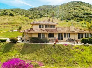 2537 N Stage Coach Ln, Fallbrook, CA 92028