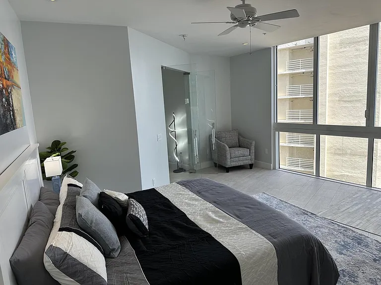 1617 N Flagler Dr — Photo 17