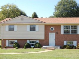 110 Mountain View Rd, Martinsville, VA 24112