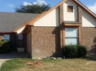 2306 Smoky Hill Rd, Carrollton, TX 75006