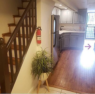 4th image of 2164 Steinway St #2