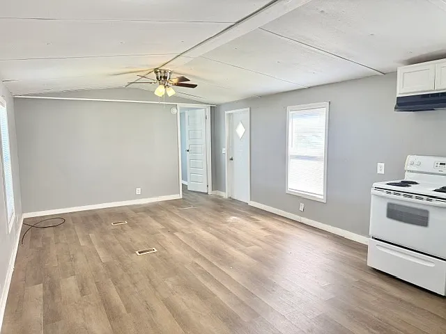 203 W. Conyers Avenue, Lot 4 - 1 — Photo 2