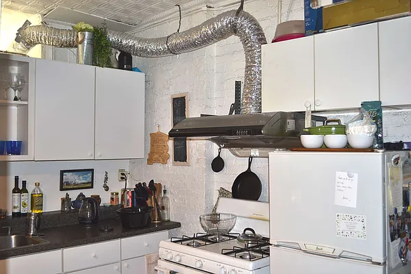 Rented by Tabak Real Estate | media 15