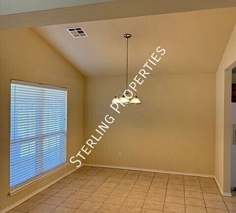 5th image of 800 Beechwood Way