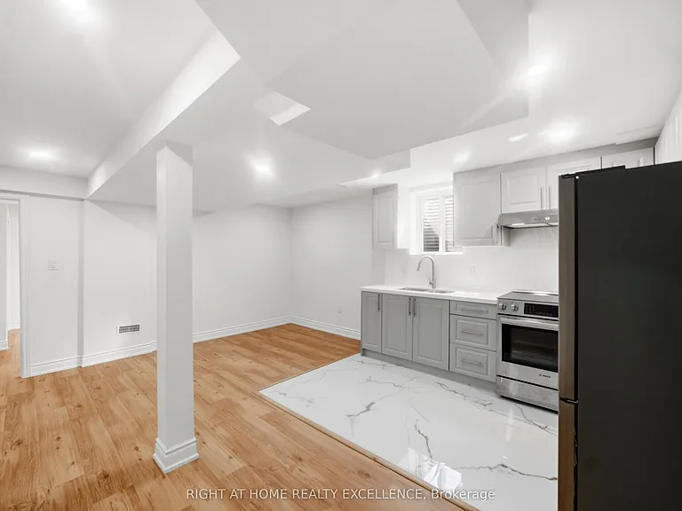 16 Whitford Ct #BASEMENT — Photo 4