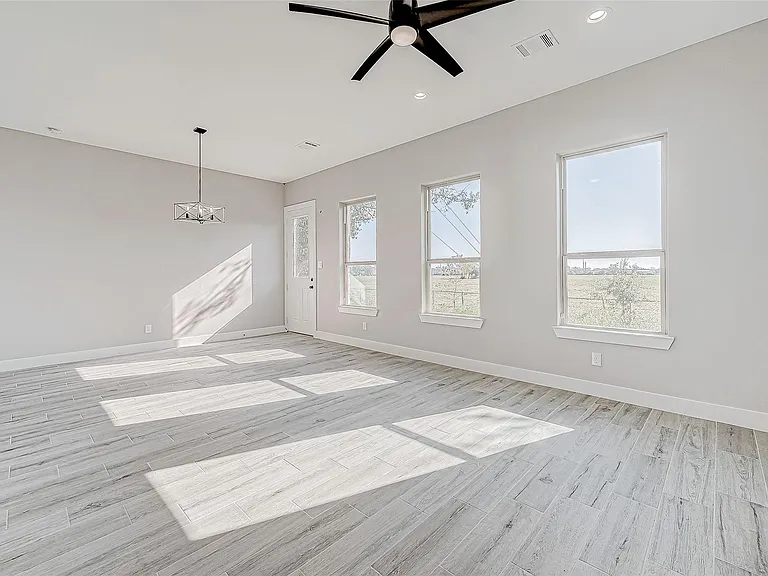 3639 Needville Ave — Photo 29